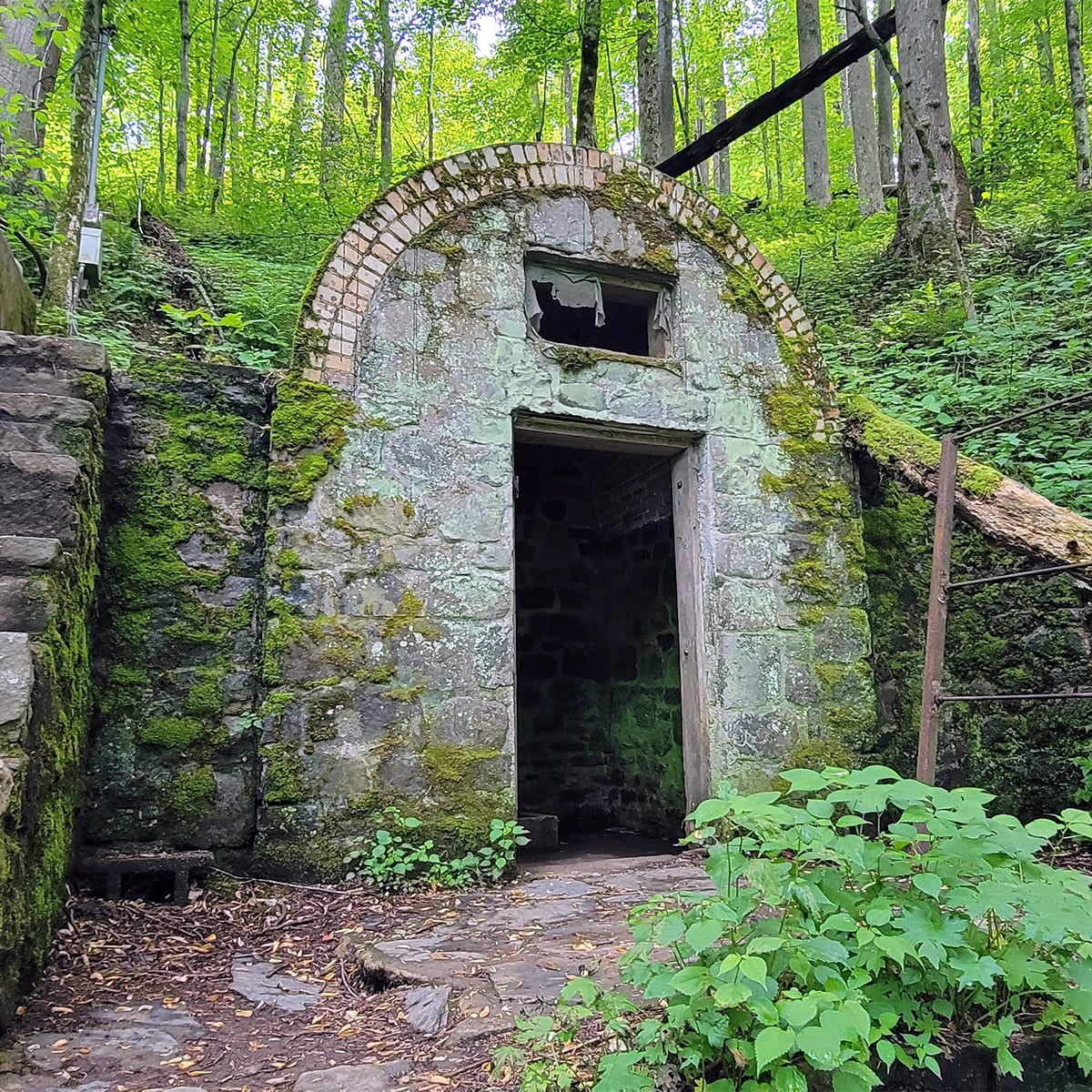 10 Surprisingly Hidden Things To Do in Pigeon Forge, Smoky ...