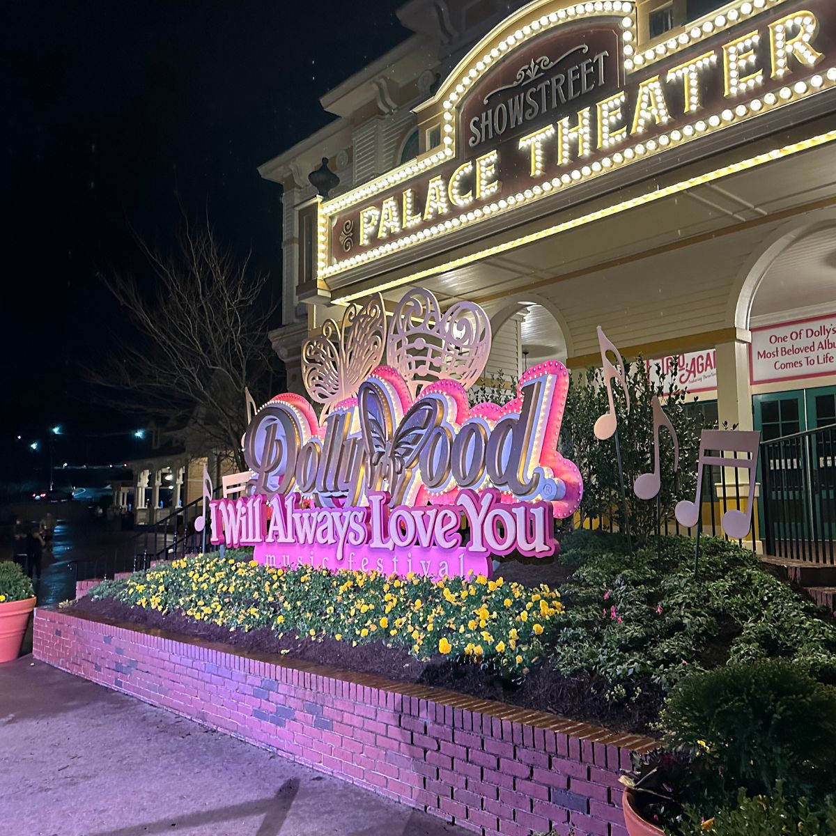 When Does Dollywood Open in 2025? Will Dollywood Ever Go Year-Round? when-does-dollywood-open-in-2025-will-dollywood-ever-go-year-round